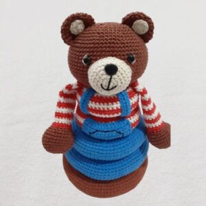 Meda slagalica – edukativna heklana igračka za decu